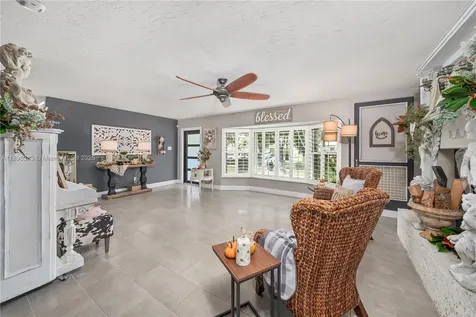 11041 NW 22nd Street Pembroke Pines FL 33026