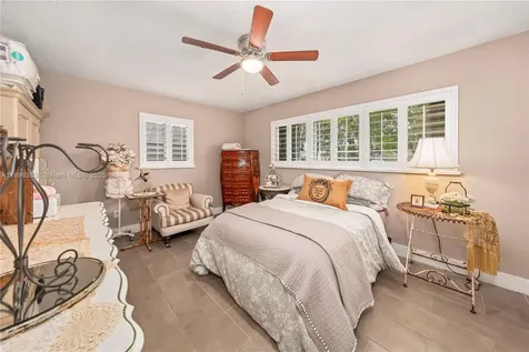 11041 NW 22nd Street Pembroke Pines FL 33026