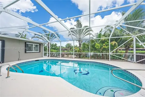 11041 NW 22nd Street Pembroke Pines FL 33026
