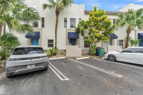 3067 Center Street Miami FL 33133