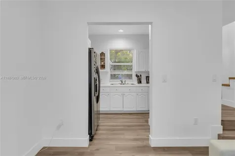 3067 Center Street Miami FL 33133