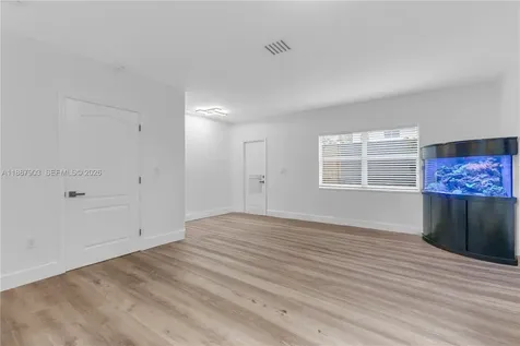 3067 Center Street Miami FL 33133