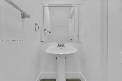 3067 Center Street Miami FL 33133