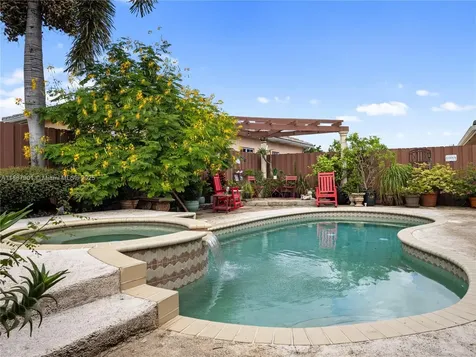 4370 SW 82nd Avenue Miami FL 33155