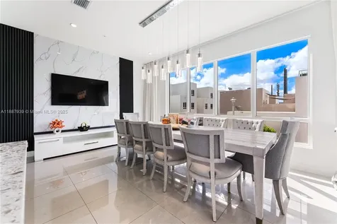 10354 NW 64th Street Doral FL 33178