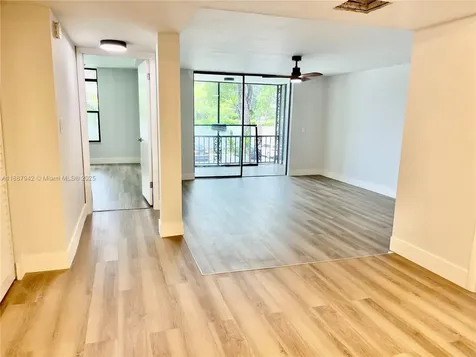 3680 Inverrary Drive Lauderhill FL 33319