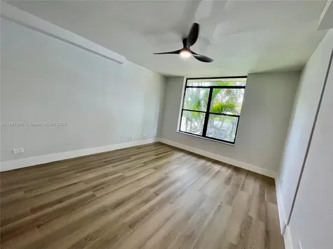 3680 Inverrary Drive Lauderhill FL 33319