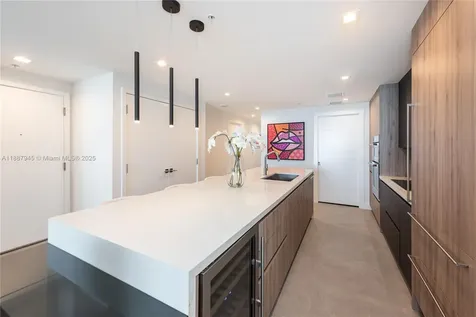 3801 Collins Avenue Miami Beach FL 33140