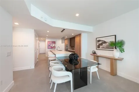 3801 Collins Avenue Miami Beach FL 33140