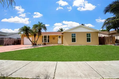 13211 SW 262nd Terrace Homestead FL 33032