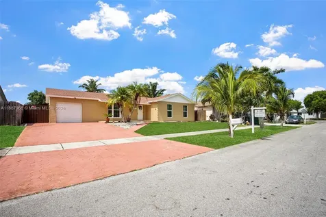 13211 SW 262nd Terrace Homestead FL 33032