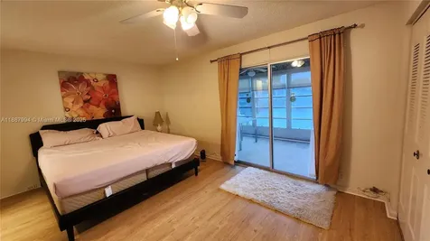 2079 Harwood F Deerfield Beach FL 33442