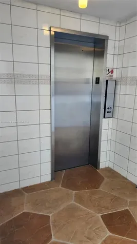 2079 Harwood F Deerfield Beach FL 33442