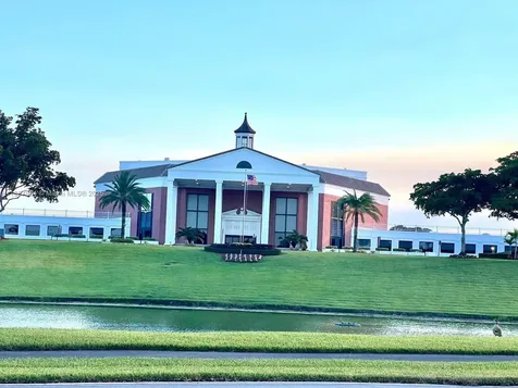 2079 Harwood F Deerfield Beach FL 33442