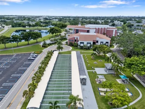 2079 Harwood F Deerfield Beach FL 33442