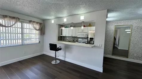 160 NE 203rd Terrace Miami Gardens FL 33179