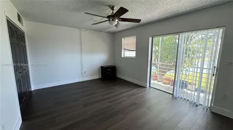 160 NE 203rd Terrace Miami Gardens FL 33179