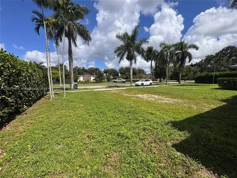 444 NW 21st Street Homestead FL 33030