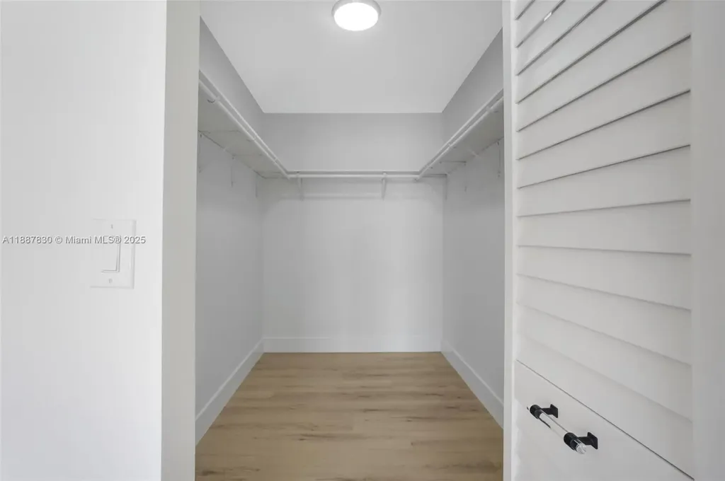 10728 Oak Lake Way Boca Raton FL 33498