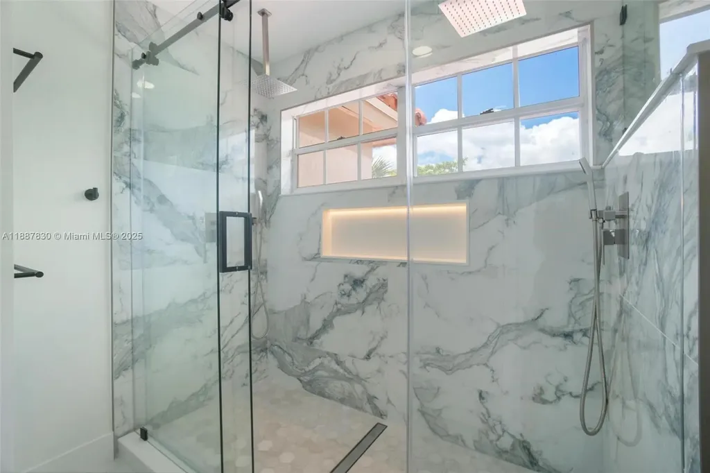 10728 Oak Lake Way Boca Raton FL 33498