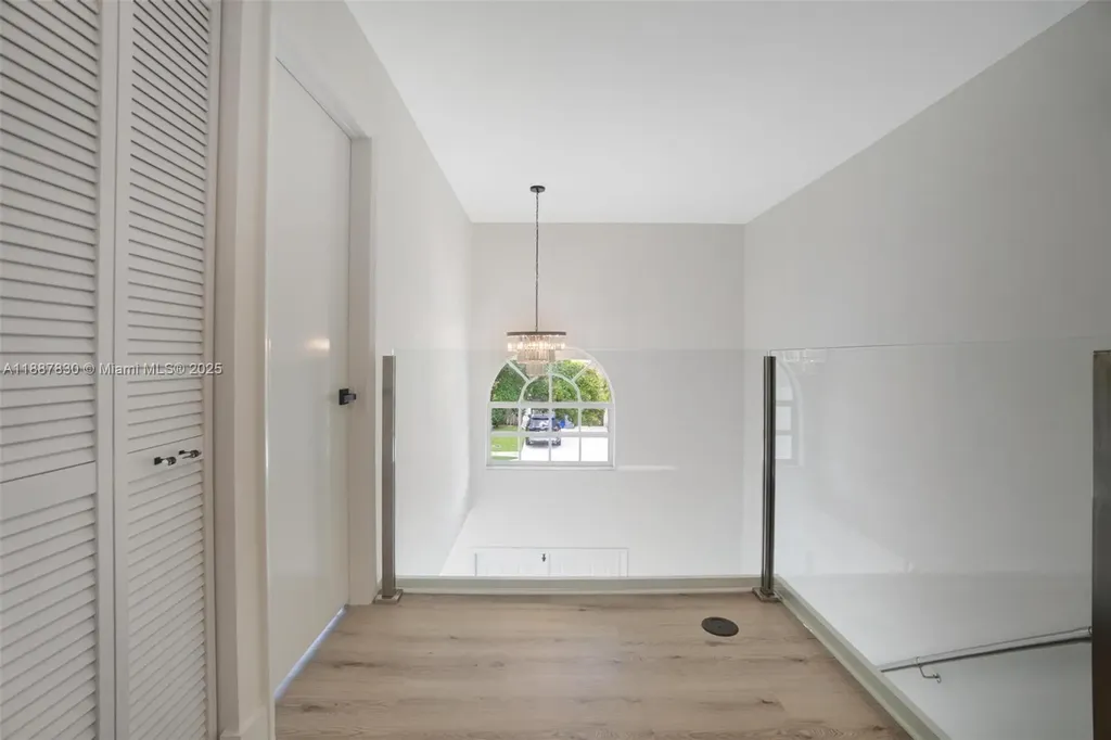 10728 Oak Lake Way Boca Raton FL 33498