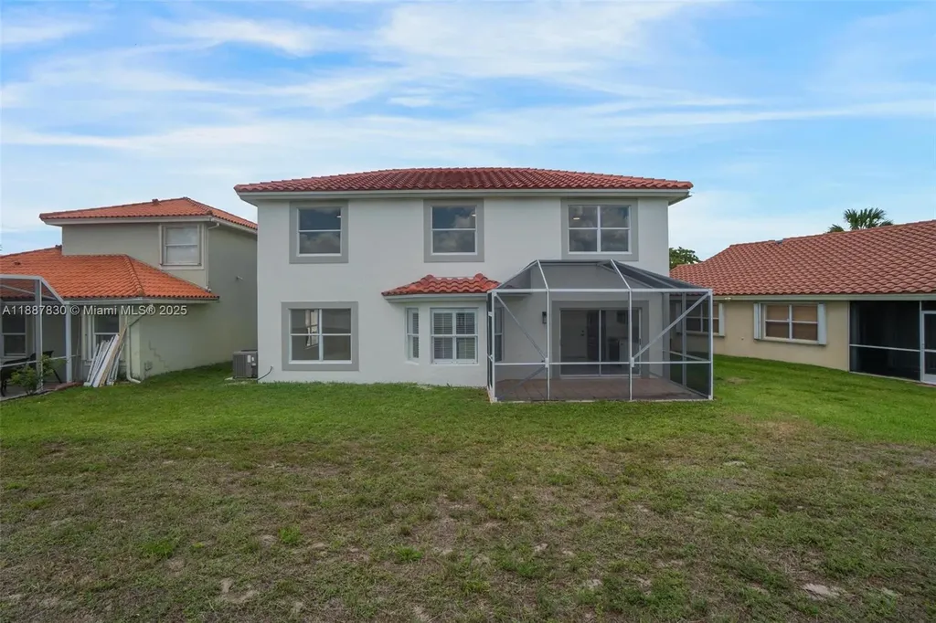 10728 Oak Lake Way Boca Raton FL 33498