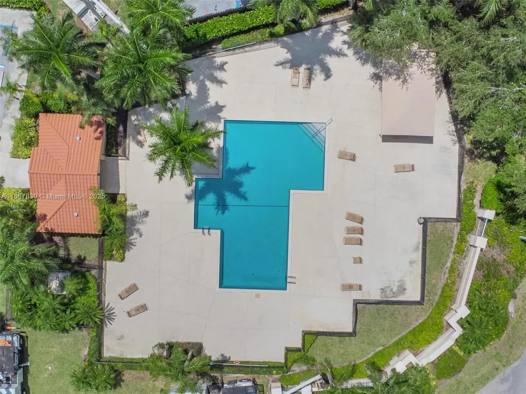 10728 Oak Lake Way Boca Raton FL 33498