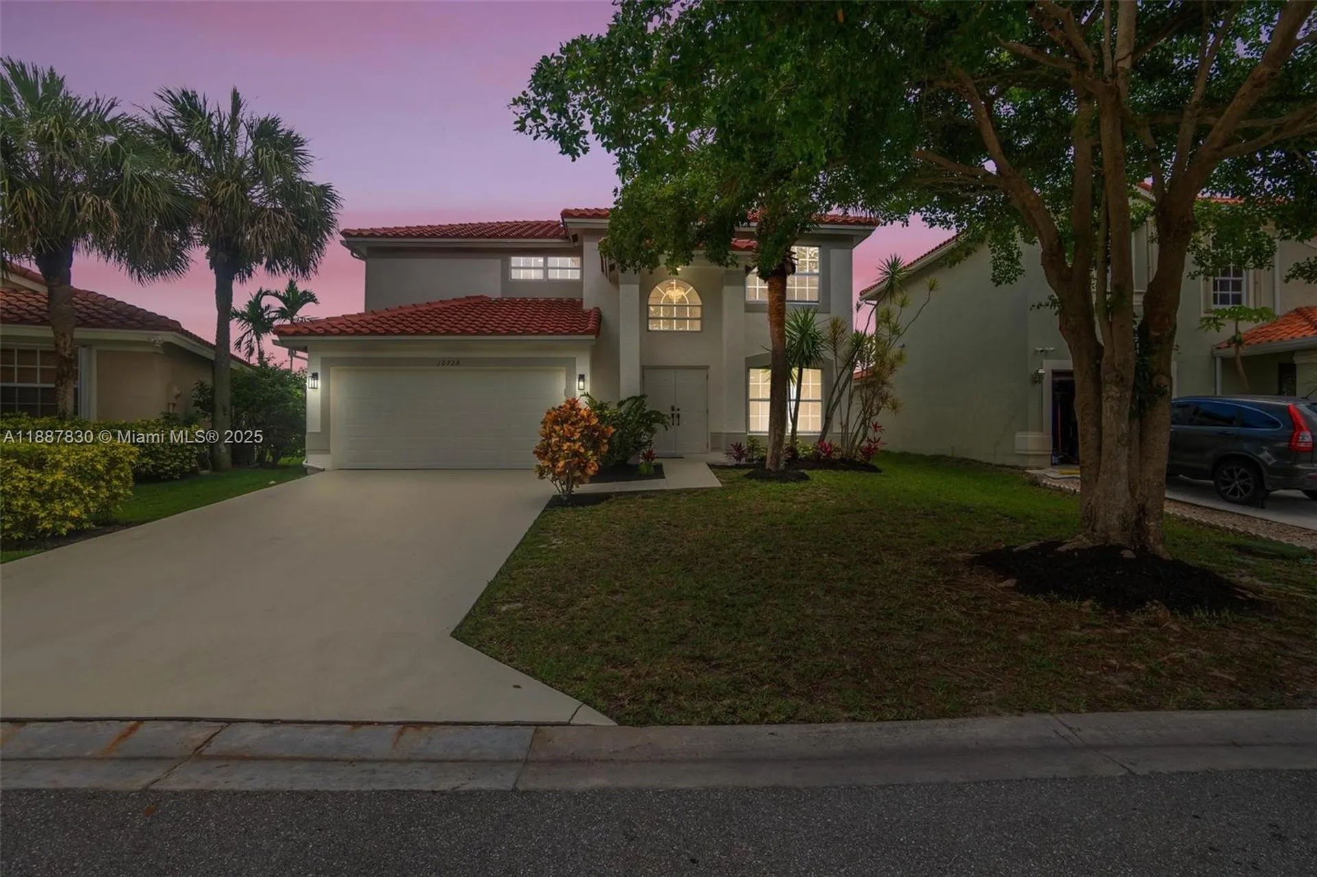 10728 Oak Lake Way Boca Raton FL 33498
