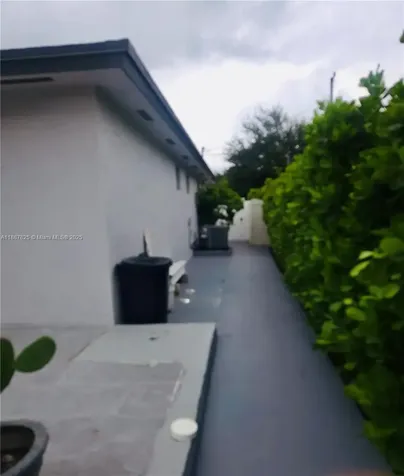 2150 NW 43rd Street Miami FL 33142