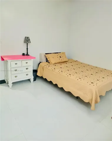 2150 NW 43rd Street Miami FL 33142