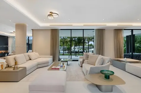 13225 Arch Creek Terrace North Miami FL 33181