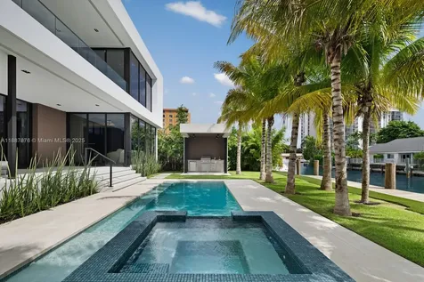 13225 Arch Creek Terrace North Miami FL 33181