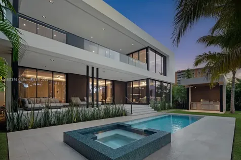 13225 Arch Creek Terrace North Miami FL 33181