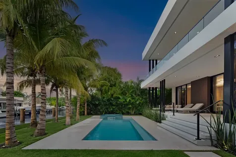 13225 Arch Creek Terrace North Miami FL 33181