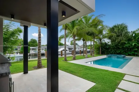 13225 Arch Creek Terrace North Miami FL 33181