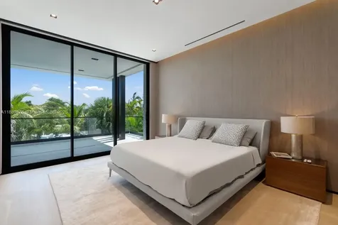 13225 Arch Creek Terrace North Miami FL 33181