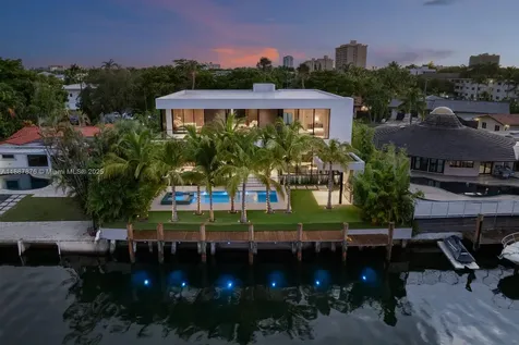 13225 Arch Creek Terrace North Miami FL 33181