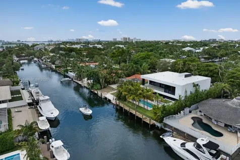 13225 Arch Creek Terrace North Miami FL 33181