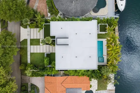 13225 Arch Creek Terrace North Miami FL 33181