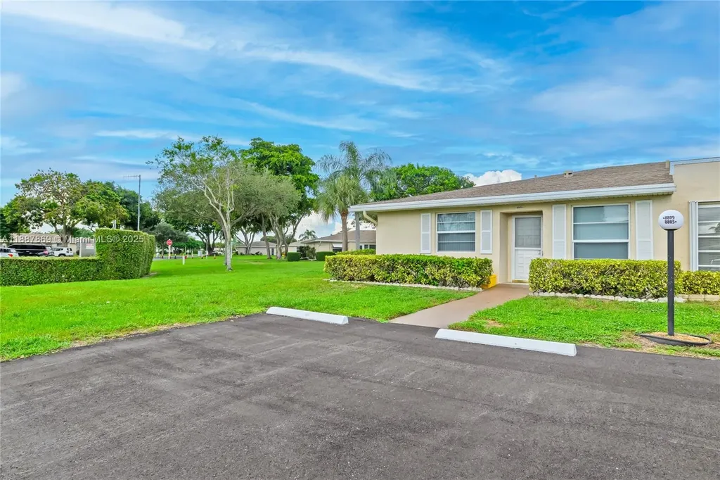 8809 Belle Aire Drive Boca Raton FL 33433