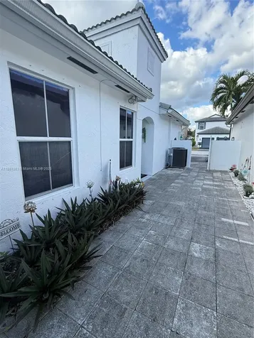 18456 NW 22nd Street Pembroke Pines FL 33029