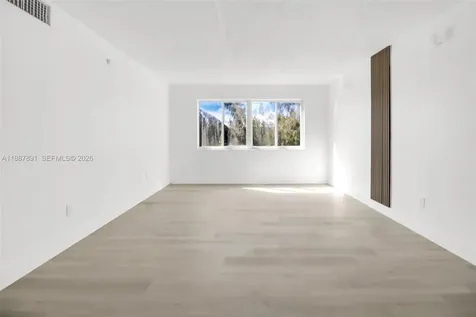 14850 Naranja Lakes Boulevard Homestead FL 33032