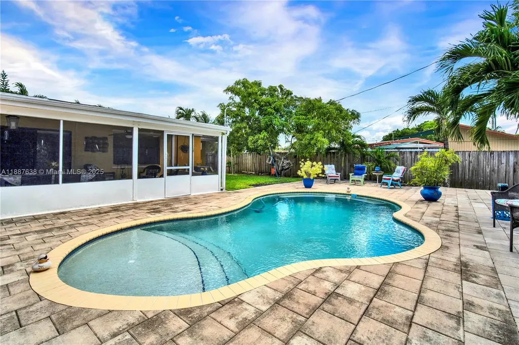 18690 Belview Drive Cutler Bay FL 33157