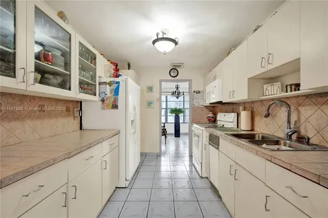 18690 Belview Drive Cutler Bay FL 33157
