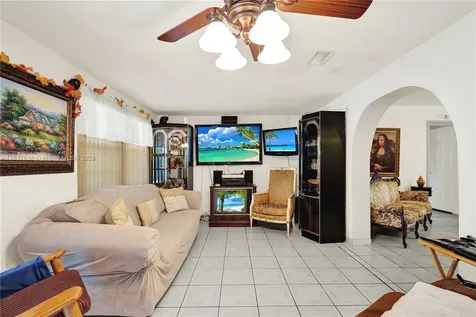 18690 Belview Drive Cutler Bay FL 33157