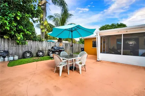 18690 Belview Drive Cutler Bay FL 33157