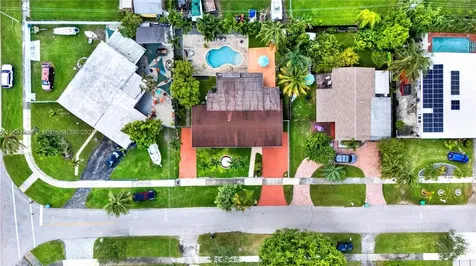18690 Belview Drive Cutler Bay FL 33157