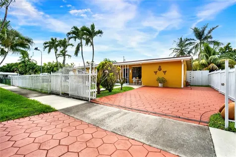 18690 Belview Drive Cutler Bay FL 33157