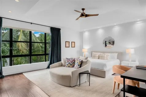 330 Caribbean Road Key Biscayne FL 33149