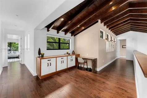 330 Caribbean Road Key Biscayne FL 33149